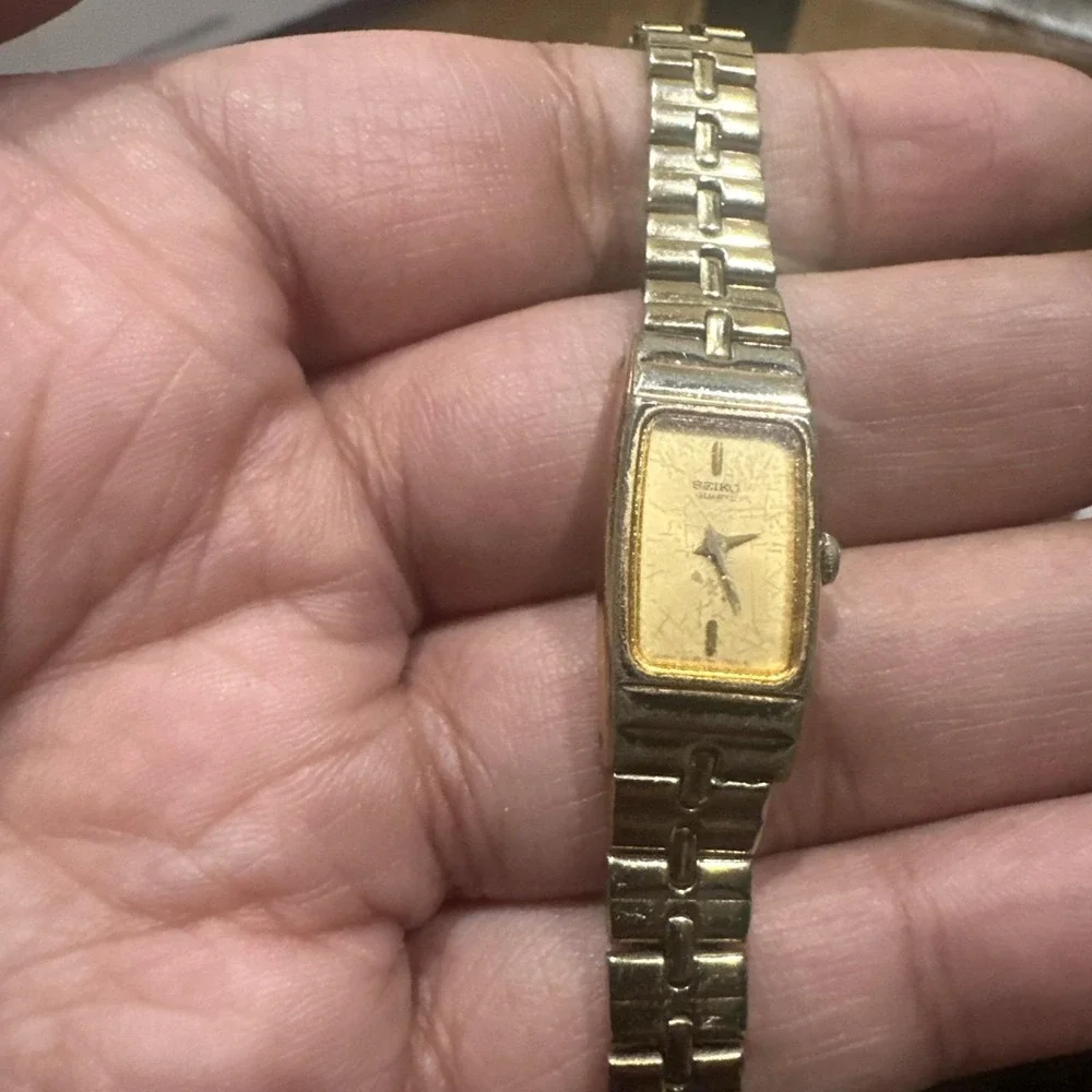 Working Vintage Seiko‎ Women's 13mm Gold Tone Bracelet Watch 2e20-6500 Fit 6.5in